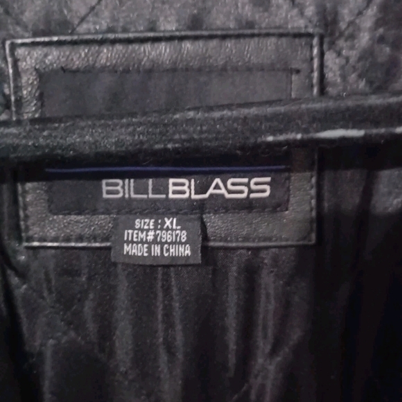 Bill Blass Black Leather Bomber Jacket - Picture 3 of 3